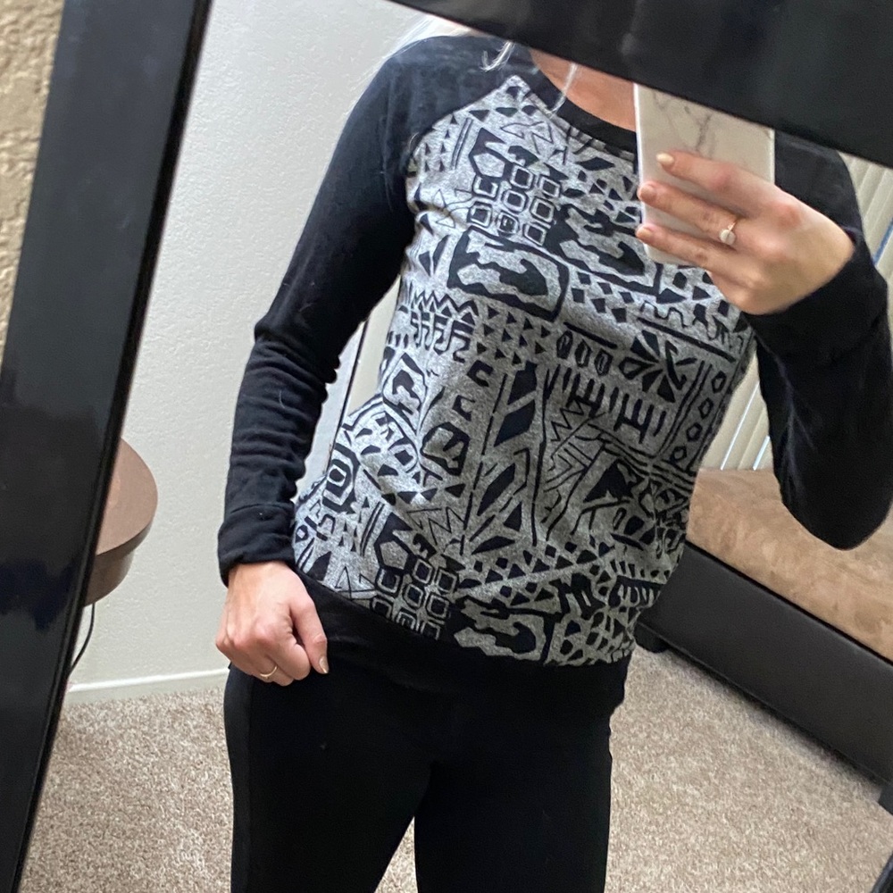 Graphic long sleeve